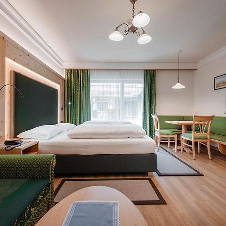 Hotel Sureghes Ortisei Eksteriør billede