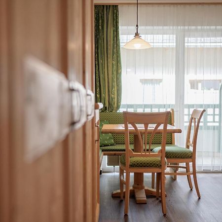 Hotel Sureghes Ortisei Eksteriør billede